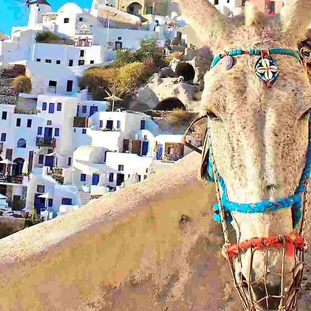 Luxury Santorini Potamos: Private Heated Pool Retreat