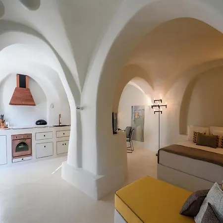 Luxury Santorini Potamos: Private Heated Pool Retreat Villa *